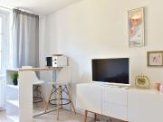 Charmant & Zentral Wohnung am Barbarossaplatz Video Online!