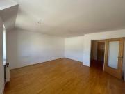 Charmante 1 Zimmer Dachgeschosswohnung im 13. Bezirk!