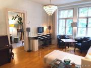 Charmante 2 Zimmer Altbauwohnung mit Balkon in der...