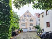 Charmante 2 Zimmer Dachgeschoss Wohnung im Herzen der...
