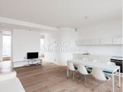 Charmante 2 Zimmer Dachgeschosswohnung mit Balkon in...