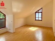 Charmante 2 Zimmer Dachgeschosswohnung mit Südbalkon