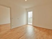 Charmante 2 Zimmer Wohnung in Krems: Erstbezug mit Balkon!