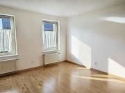 Charmante 2 Zimmer Wohnung in saniertem Altbau in...