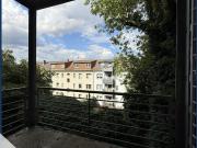 Charmante 2 Zimmer Wohnung mit Balkon, Laminatboden und...