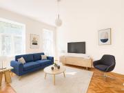 Charmante 2 Zimmer Wohnung mit hochwertiger Sanierung –...