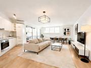 Charmante 2 Zimmer Wohnung mit Loggia/Terrasse und...