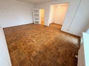 Charmante 2 Zimmer Wohnung mit Renovierungspotenzial!