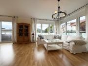 Charmante 2 Zimmer Wohnung mit Wörthersee Blick in...
