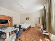 Charmante 2 Zimmer Wohnung, Nähe Enkplatz