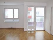 Charmante 2 Zimmerwohnung mit Balkon Nahe Rennweg