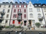 Charmante 3.5 Zimmer Altbau Dachwohnung in bester Wohnlage