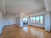 Charmante 3 Raum Wohnung zur Miete im 5. OG in Leipzig...