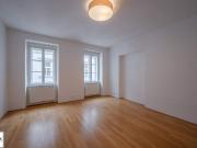 Charmante 3 Zimmer Altbau Wohnung in bester Lage ab...