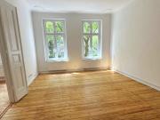 Charmante 3 Zimmer Altbauwohnung mit Balkon – Renoviert...