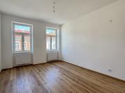 Charmante 3 Zimmer Altbauwohnung mit Stadtblick in...
