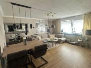 Charmante 3 Zimmer Erdgeschosswohnung mit Garage