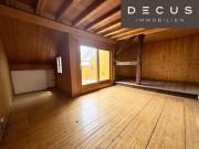 | CHARMANTE 3 ZIMMER WOHNUNG IM ALTBAU | FÜR LIEBHABER...