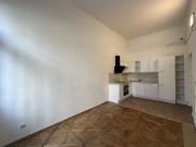 Charmante 3 Zimmer Wohnung im Altbaustil in bester Lage...