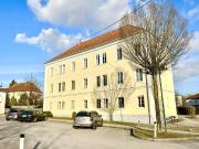 CHARMANTE 3 ZIMMER WOHNUNG IM GRÜNEN