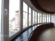 Charmante 3 Zimmer Wohnung mit einzigartigem Fensterband