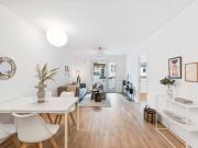 Charmante 3 – Zimmer – Wohnung mit Freifläche in U Bahn...