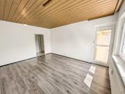 Charmante 3 Zimmer Wohnung mit Loggia am Zehnergürtel
