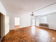 Charmante 3 Zimmer Wohnung mit Loggia | Am Spitz |...