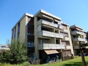 Charmante 4.5 Zimmerwohnung mit Vorgarten an zentraler Lage