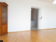 Charmante 4 Zimmer Wohnung mit Loggia und großzügigem...