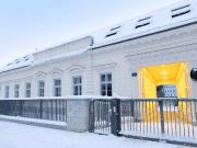 Charmante 5 Zimmer Wohnung mit idyllischem Garten und Studio