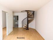 Charmante 71 m² Maisonette mit Balkon und Garage