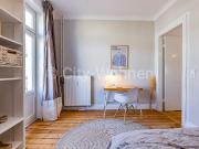 Charmante Altbauwohnung mit Balkon, geschmackvoll... Charmante Altbauwohnung mit Balkon, geschmackvoll...