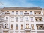 Charmante Altbauwohnung mit Balkon in gefragter Lage