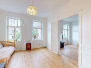 Charmante Altbauwohnung mit Balkon und Gartennutzung I...