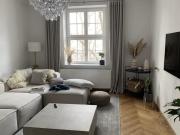 Charmante Altbauwohnung mit Balkon und moderner Ausstattung