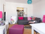 Charmante Altbauwohnung mit Dachterrasse in zentraler Lage