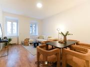 Charmante Altbauwohnung nach liebevoller...