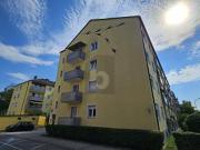 CHARMANTE ANLAGE MIT BALKON UND EINBAUKÜCHE