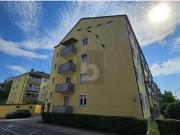 CHARMANTE ANLAGE MIT BALKON UND EINBAUKÜCHE