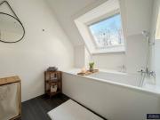 CHARMANTE DACHGESCHOSS MAISONETTE MIT TERRASSE IM...