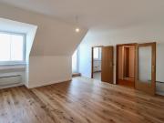 Charmante Dachgeschoss Wohnung direkt an der Spittelauer...