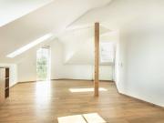 Charmante Dachgeschoßwohnung in der Riedenburg