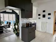 Charmante Dachgeschosswohnung mit hohen Decken und...