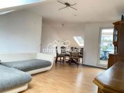 Charmante Dachgeschosswohnung mit Loggia in ruhiger Lage...