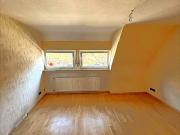 Charmante Dachgeschosswohnung mit Weitblick in Stuttgart...