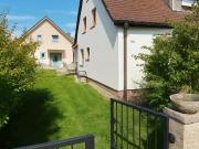 Charmante Doppelhaushälfte mit Garten, Werkstatt &...