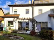 Charmante Doppelhaushälfte über der Nebelgrenze der Stadt!