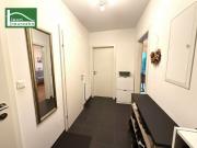 Wohnen im Grünen – Erdgeschoss mit Terrasse & Gartenidylle