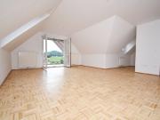 Charmante, komplett sanierte Mietwohnung mit Blick auf...